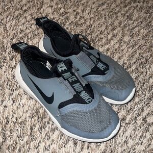 Nike Flex Runner "Cool Grey/White/Black" Shoe